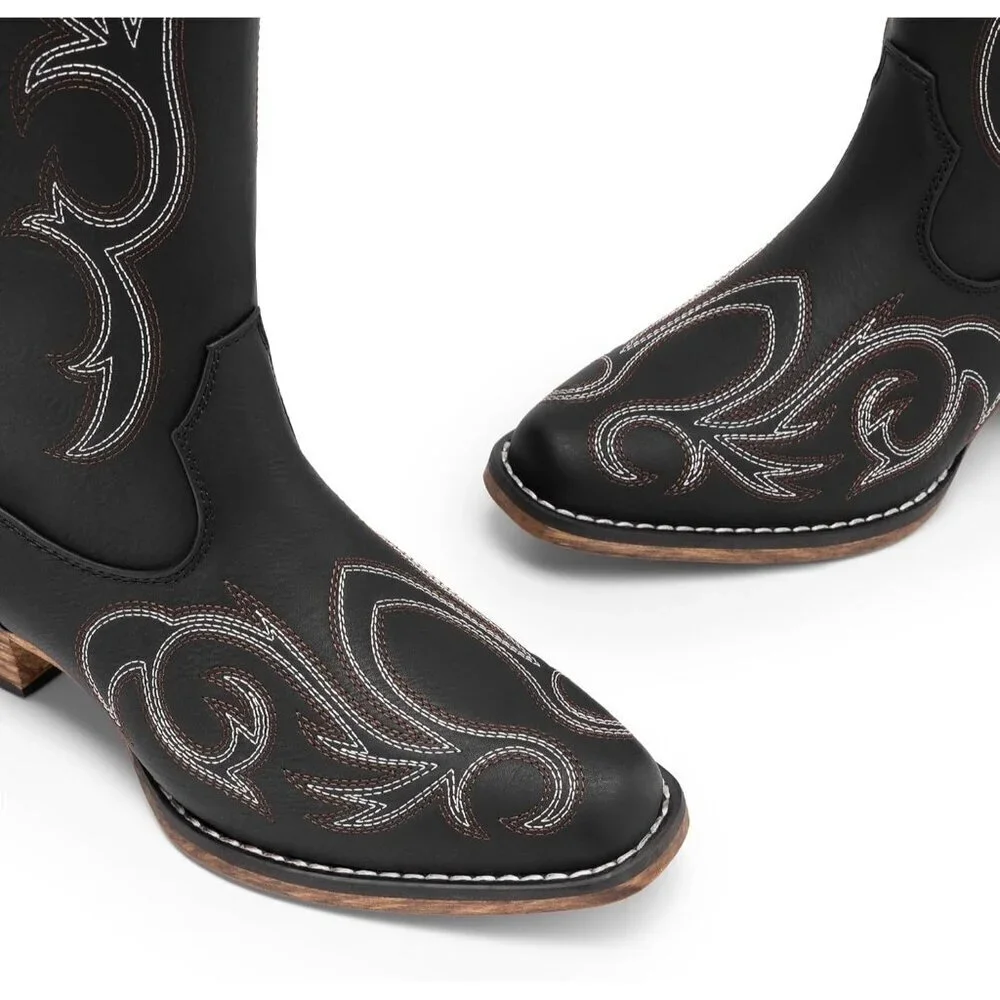 Womens Faux Leather Black Knee High Chunky Heel Side Zipper Embroidered Boots